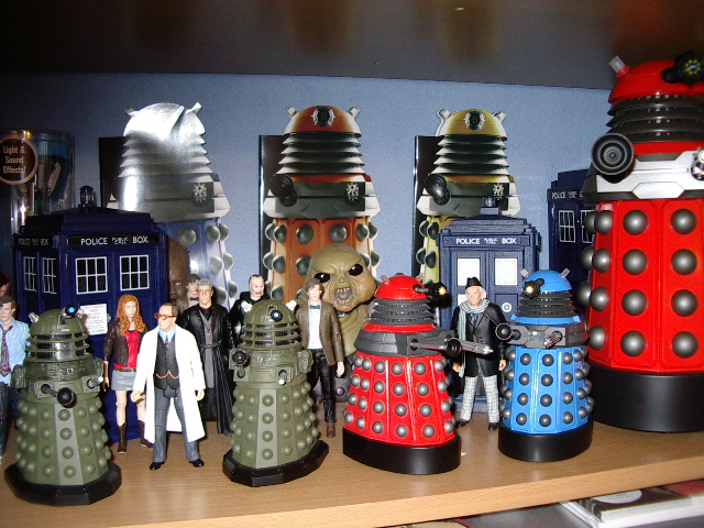 daleksblue-red.JPG